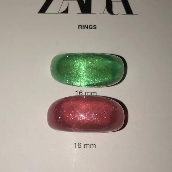 Zara 3PC Chunky Acrylic Ring Set Green, Purple & Amber 2 Size 5.5 1 Size 7 NWT - Picture 10 of 15